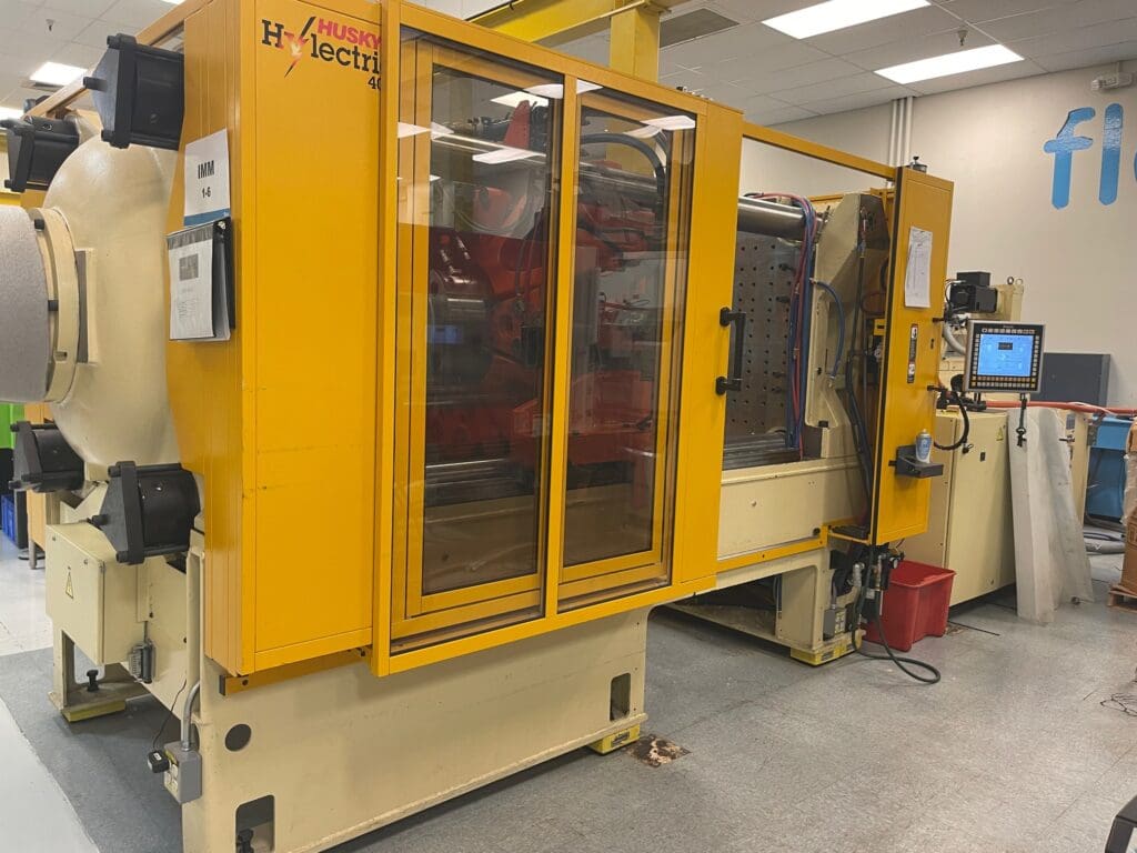 Used Husky H400 RS55/50 Injection Molding Machine For Sale