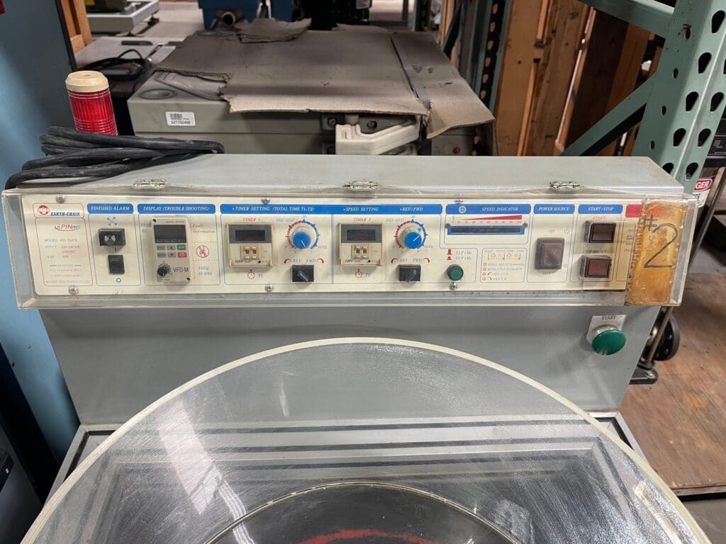 Used Techniks Spinner HD-750L Deburring Machine For Sale