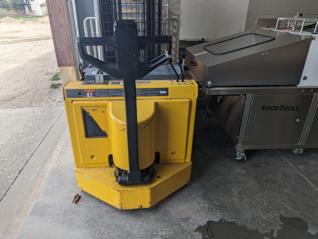 Used-Yale-MSW040LCN24TE072-Pallet-Jack-8071505