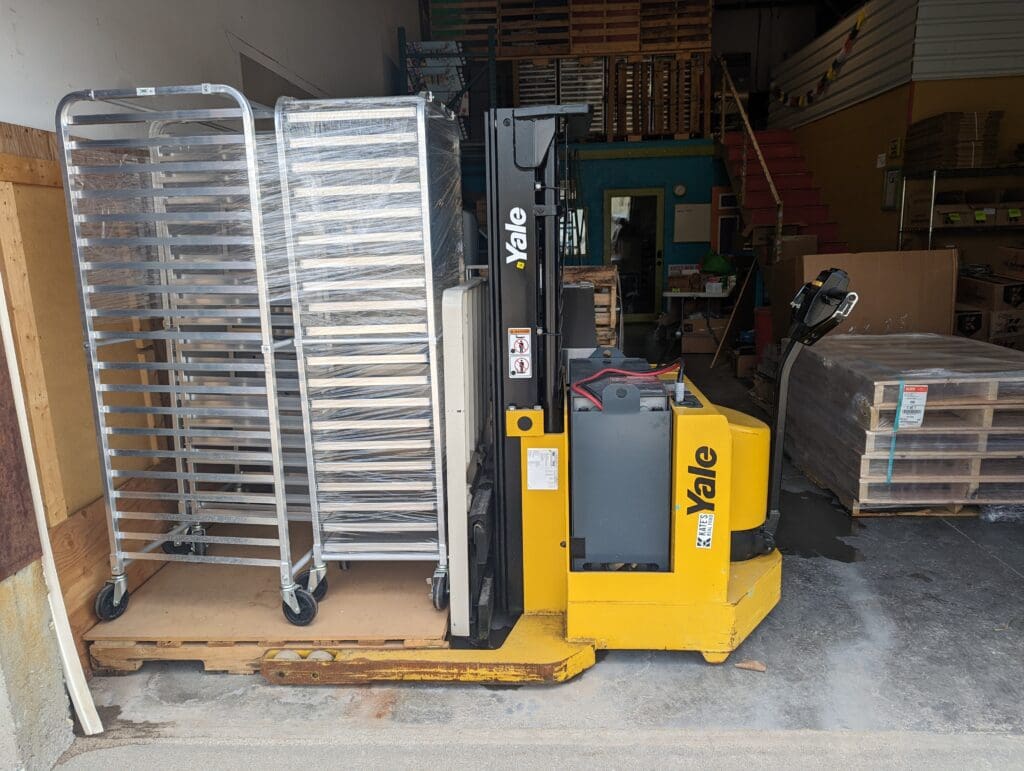 Used-Yale-MSW040LCN24TE072-Pallet-Jack-8071505