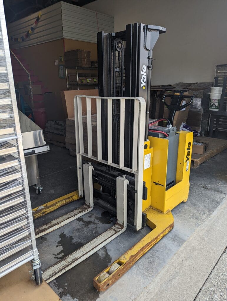 Used Yale MSW040LCN24TE072 Pallet Jack For Sale