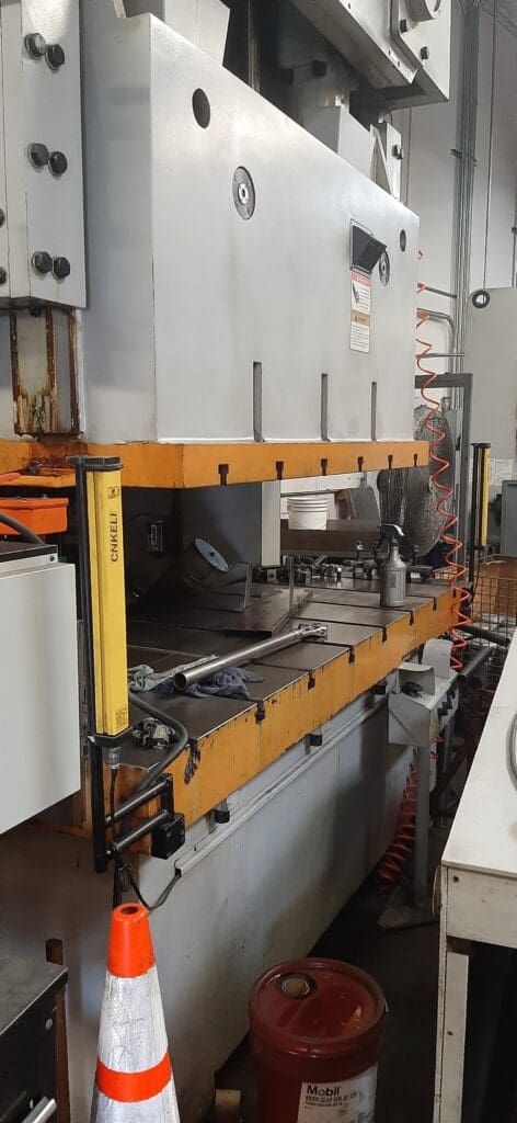 Used Yangli JH25-200 Gap Press For Sale