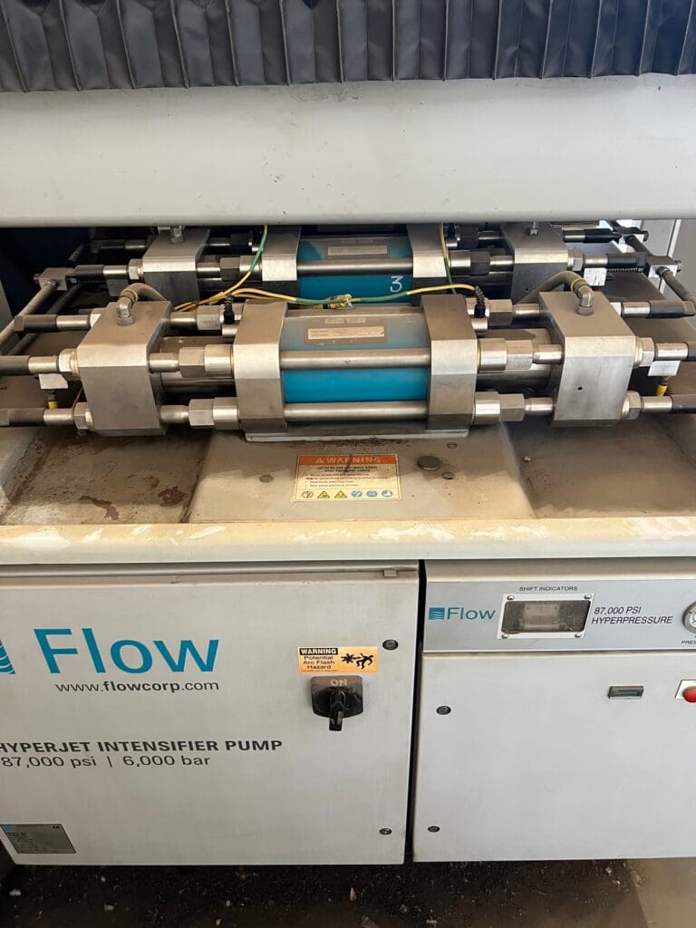 2010 Flow Mach 4 4020b Waterjet, photo 5 of 12