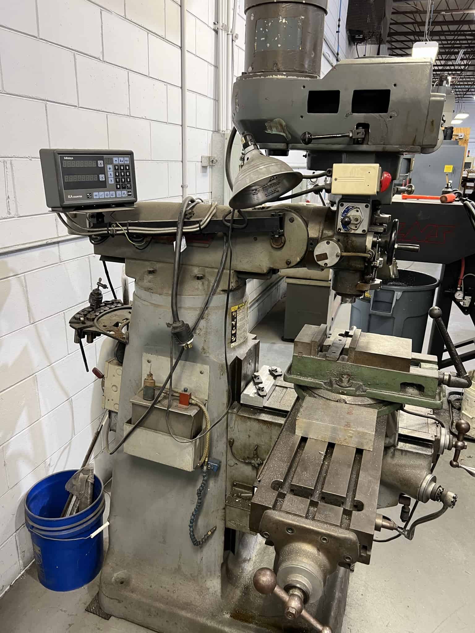 Bridgeport Knee Mill J
