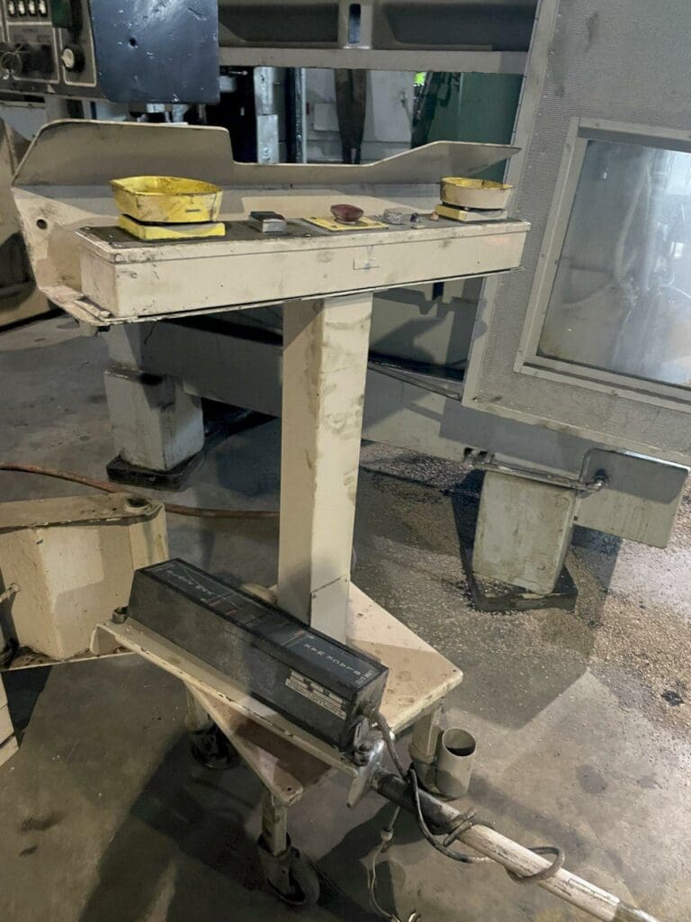 1996 Cincinnati 350CBII Press Brake, photo 3 of 3