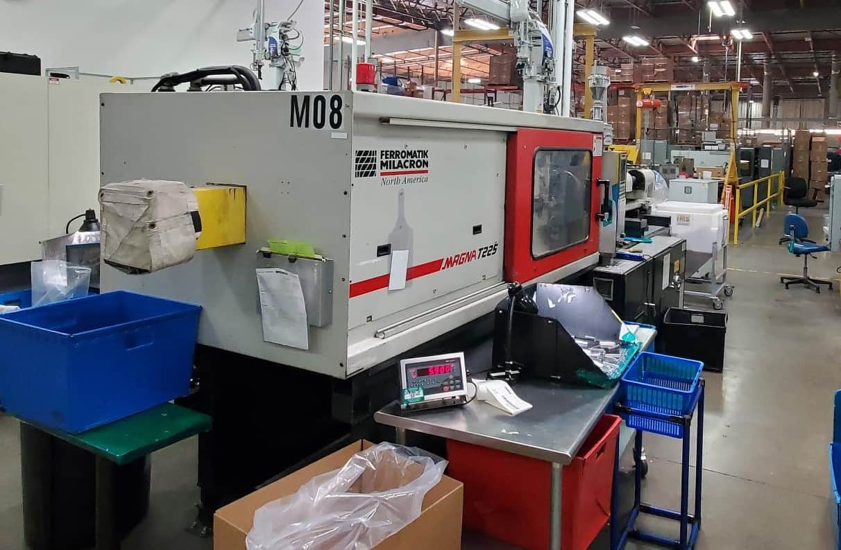 2003 Cincinnati Milacron MT220-22