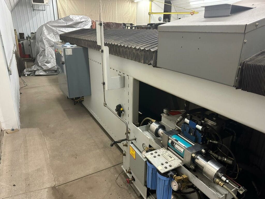 2011 Flow Mach 4 4020b-XD Waterjet, photo 11 of 19