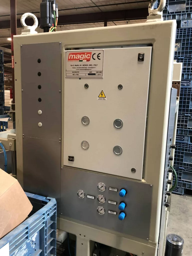 2018 Magic ME-L1/ND 64-18 Blow Molder, photo 14 of 18