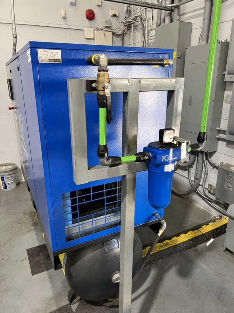 2016 Quincy QGS 30D Compressor, photo 2 of 3