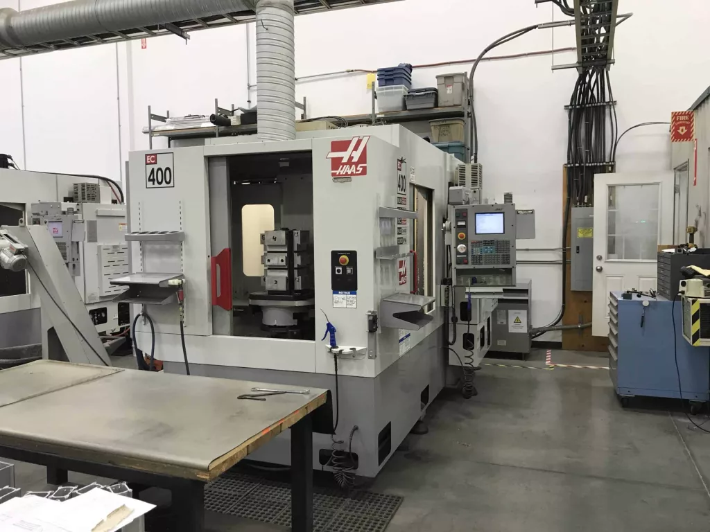 2004 Haas EC-400 CNC Horizontal Machining Center, photo 1 of 2