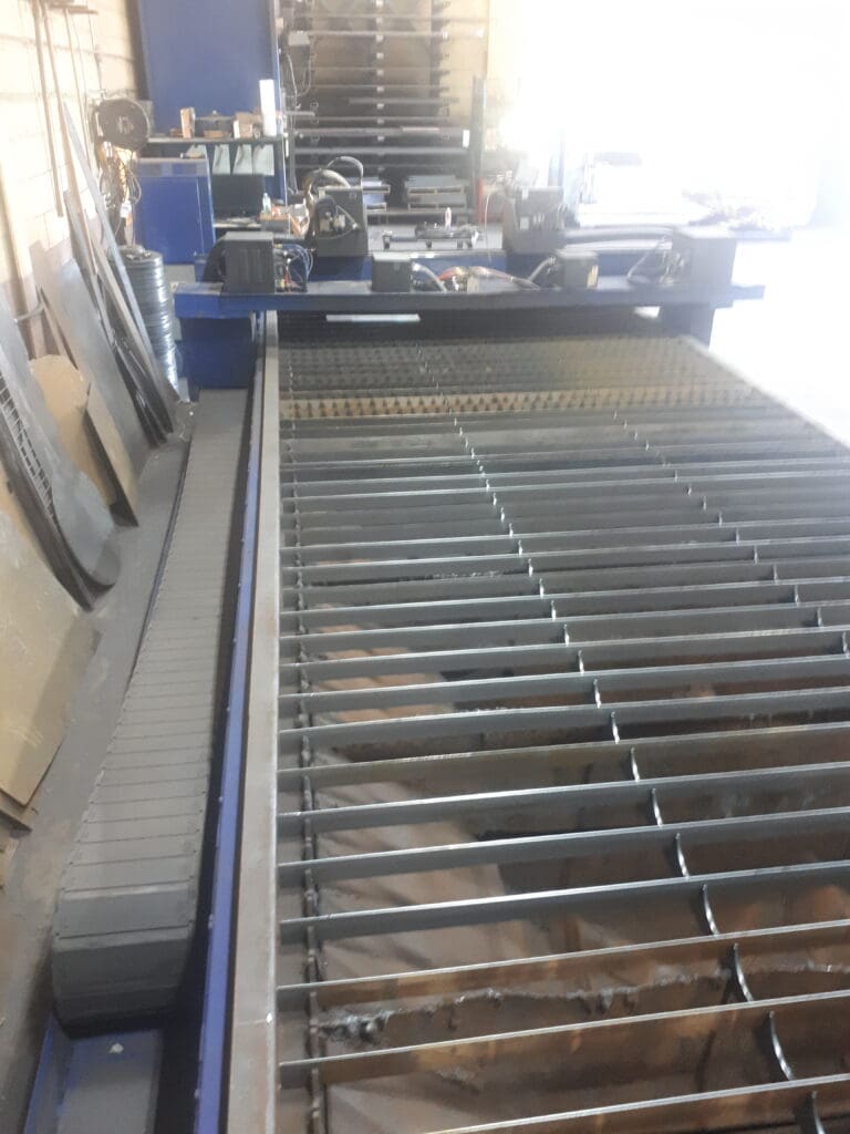 Used Machitech Diamond Cut 350HD Plasma Cutter For Sale