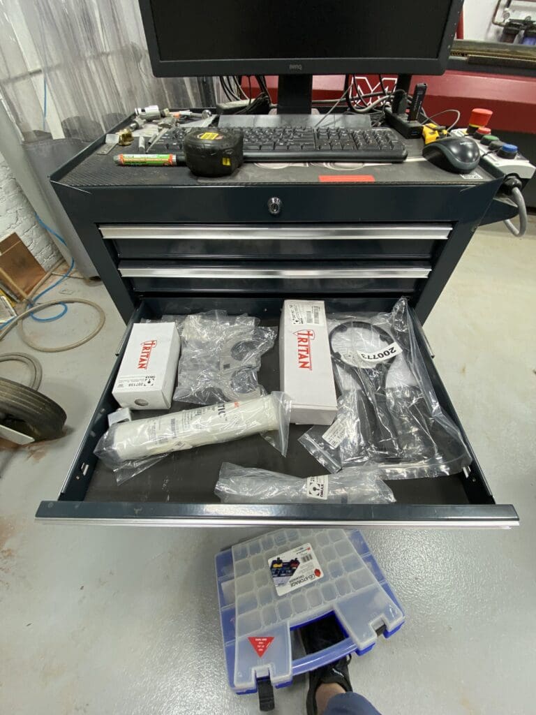 2018 Omax Maxiem 1530 Waterjet, photo 8 of 13