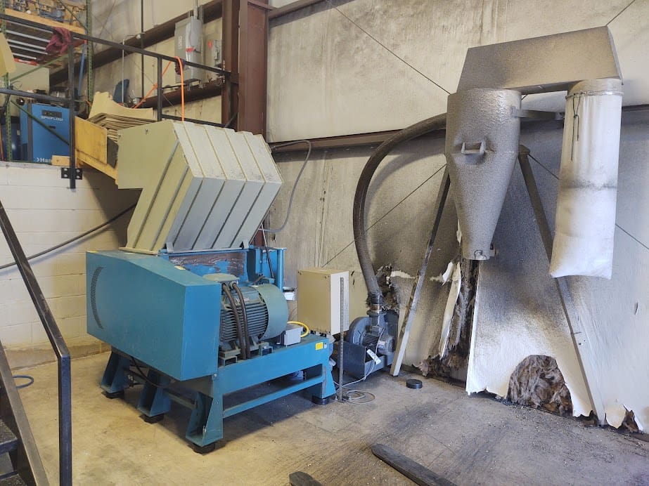2006 HiTech Machinery HSS Plastic Granulators 1832