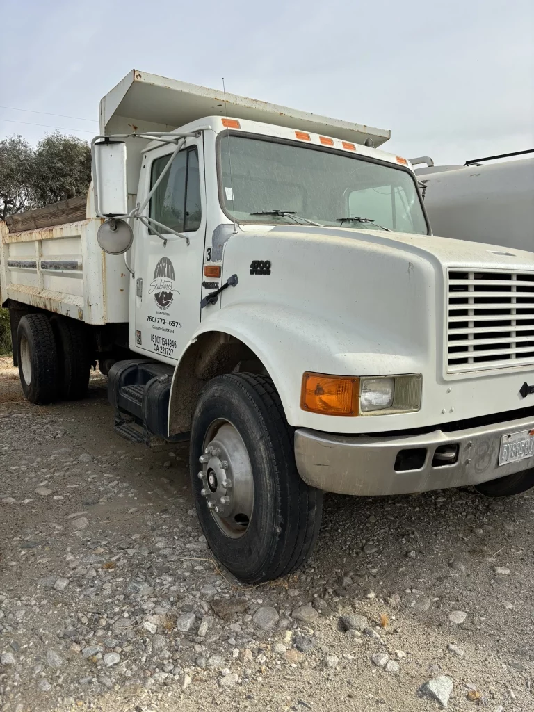 Used International 4700 Bobtail Truck For Sale