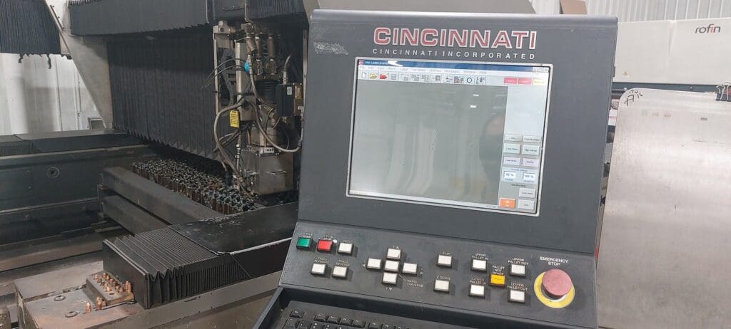 2005 Cincinnati CL-707 Laser, photo 2 of 7