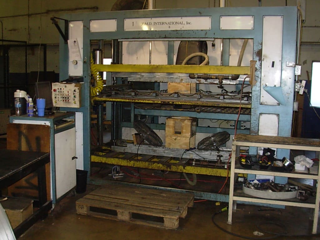 2004 ZMD HD346