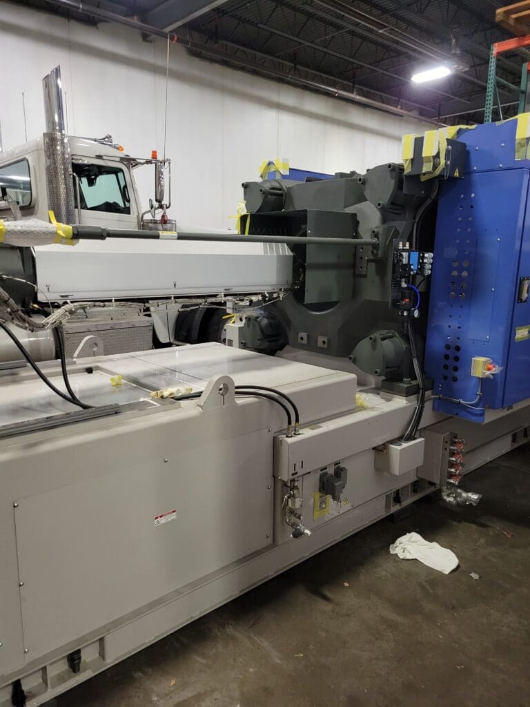 Used JSW J450ADS-1400H - Injection Molding Machine - 8072370