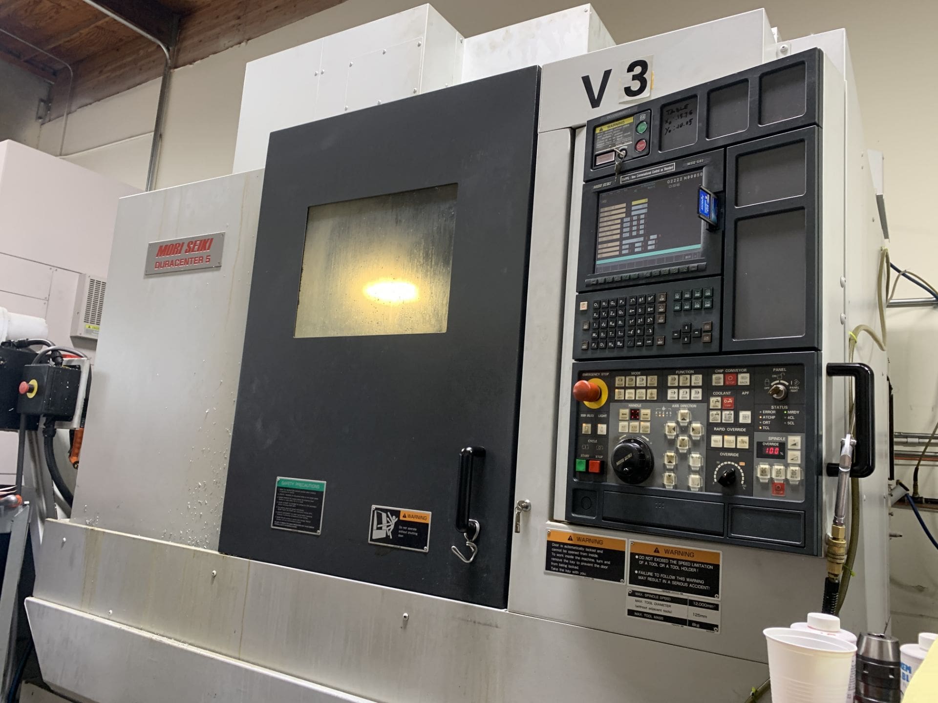2004 Mori Seiki Duracenter 5