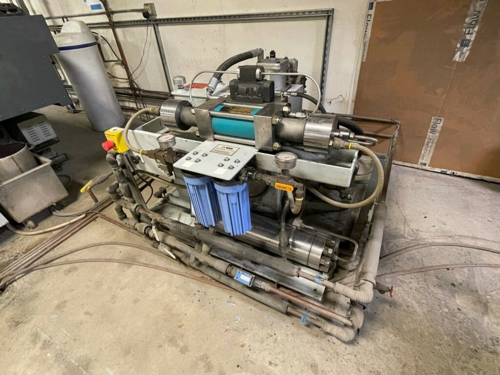 2010 Flow Mach 2 2031b Waterjet, photo 5 of 6