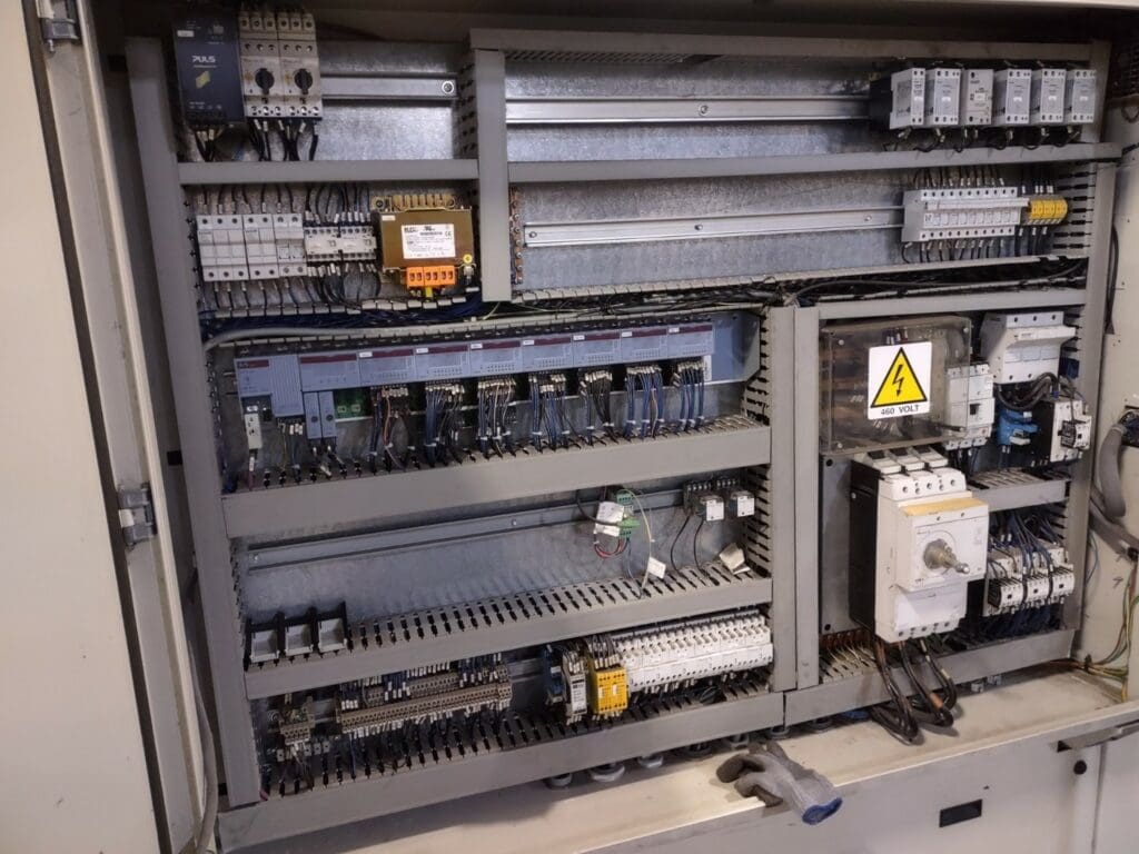 Used Negri Bossi V530-5300H Injection Molding Machine for Sale