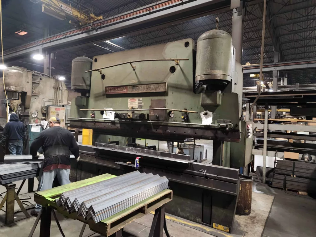 Niagara HD500-10-14 Press Brake, photo 1 of 3