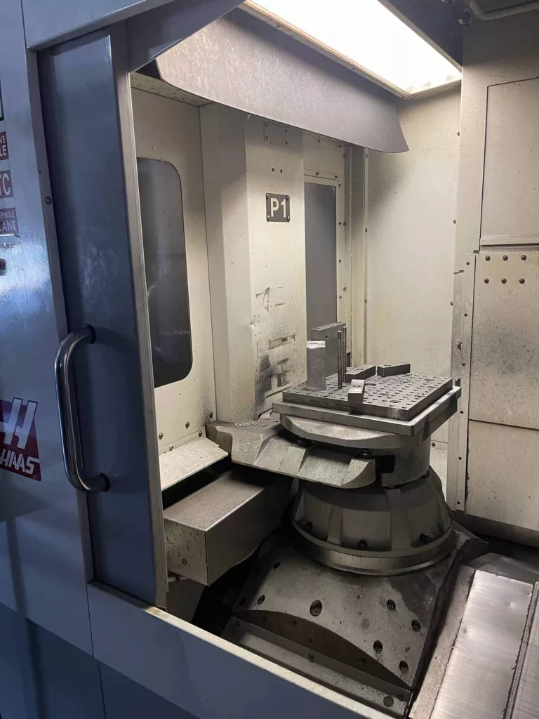 2006 Haas EC-400 CNC Horizontal Machining Center, photo 3 of 7