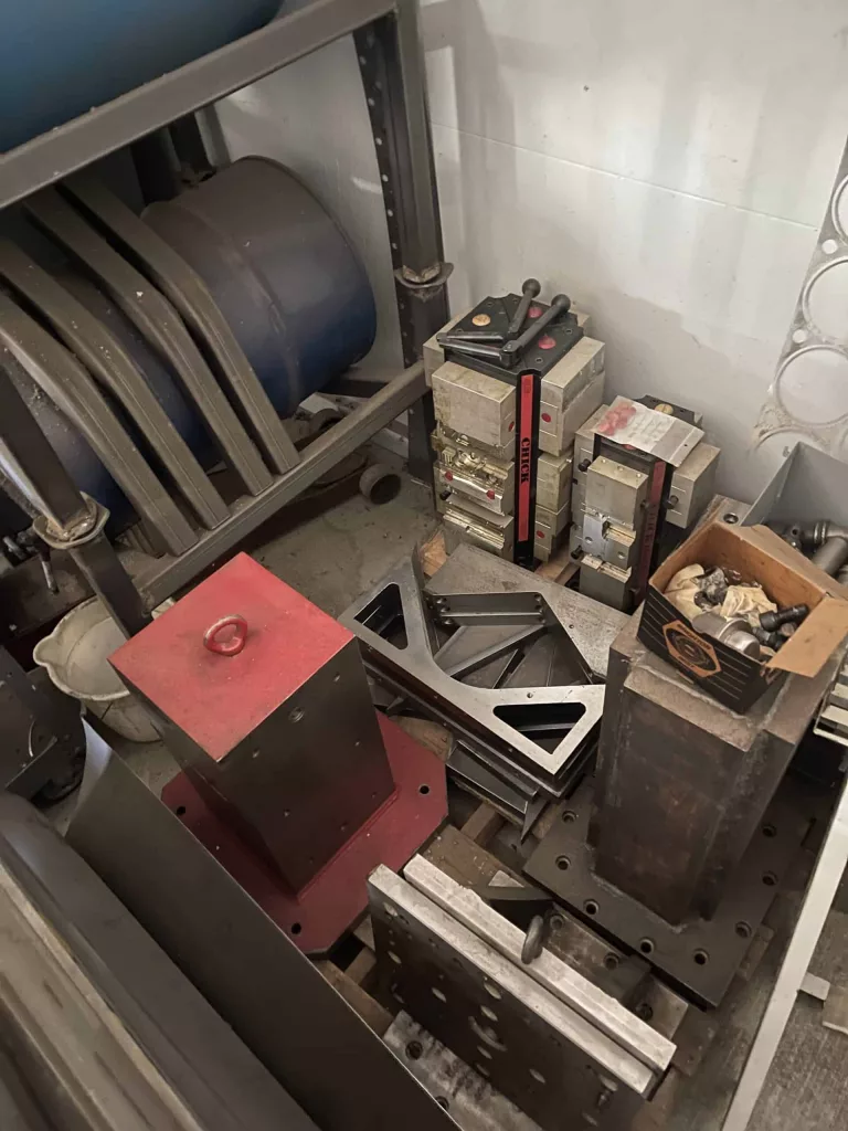 2006 Haas EC-400 CNC Horizontal Machining Center, photo 6 of 7
