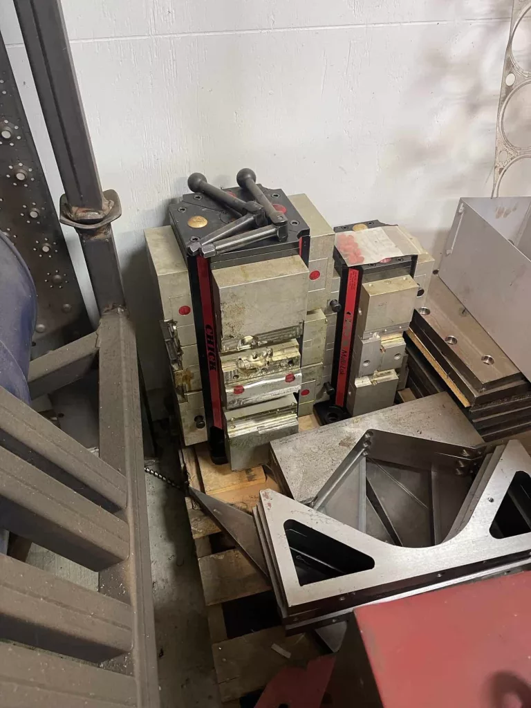 2006 Haas EC-400 CNC Horizontal Machining Center, photo 5 of 7