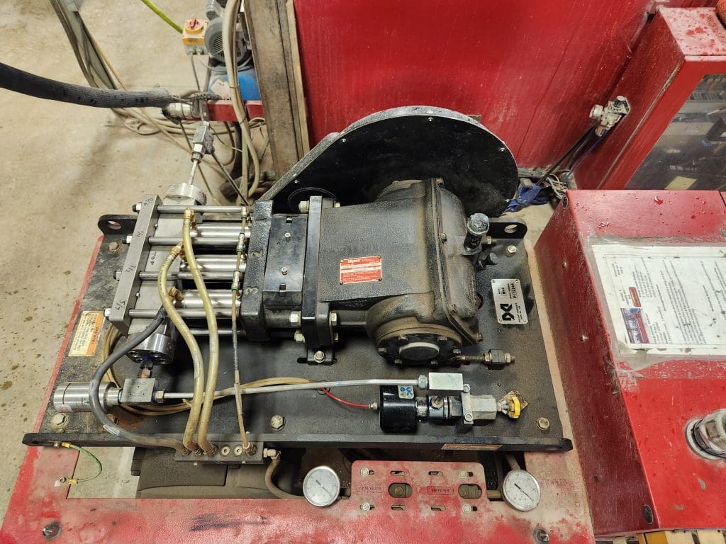 2013 Omax Maxiem 1530 Waterjet, photo 7 of 12