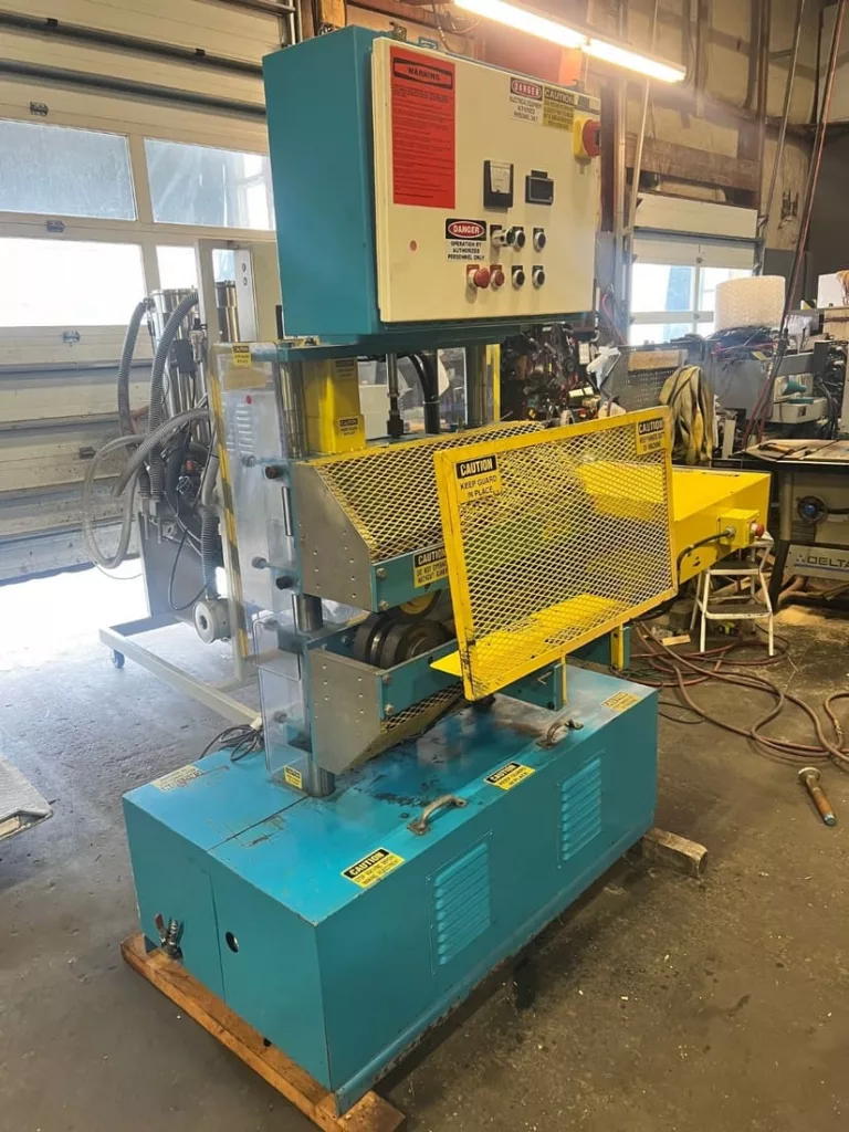 1996 Plastic Extrusion Machinery 325 Extruder, photo 2 of 12
