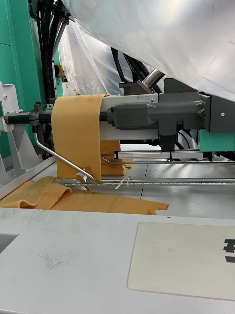 Used Arburg 1200T 800-100 Injection Molding Machine For Sale
