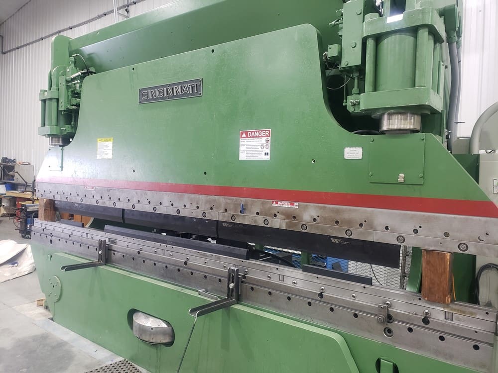 1990 Cincinnati 230AF12