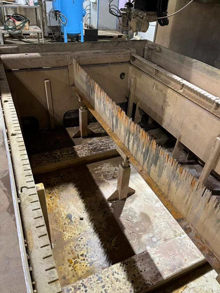 Used Flow Mach 3 2513b CNC Waterjet For Sale