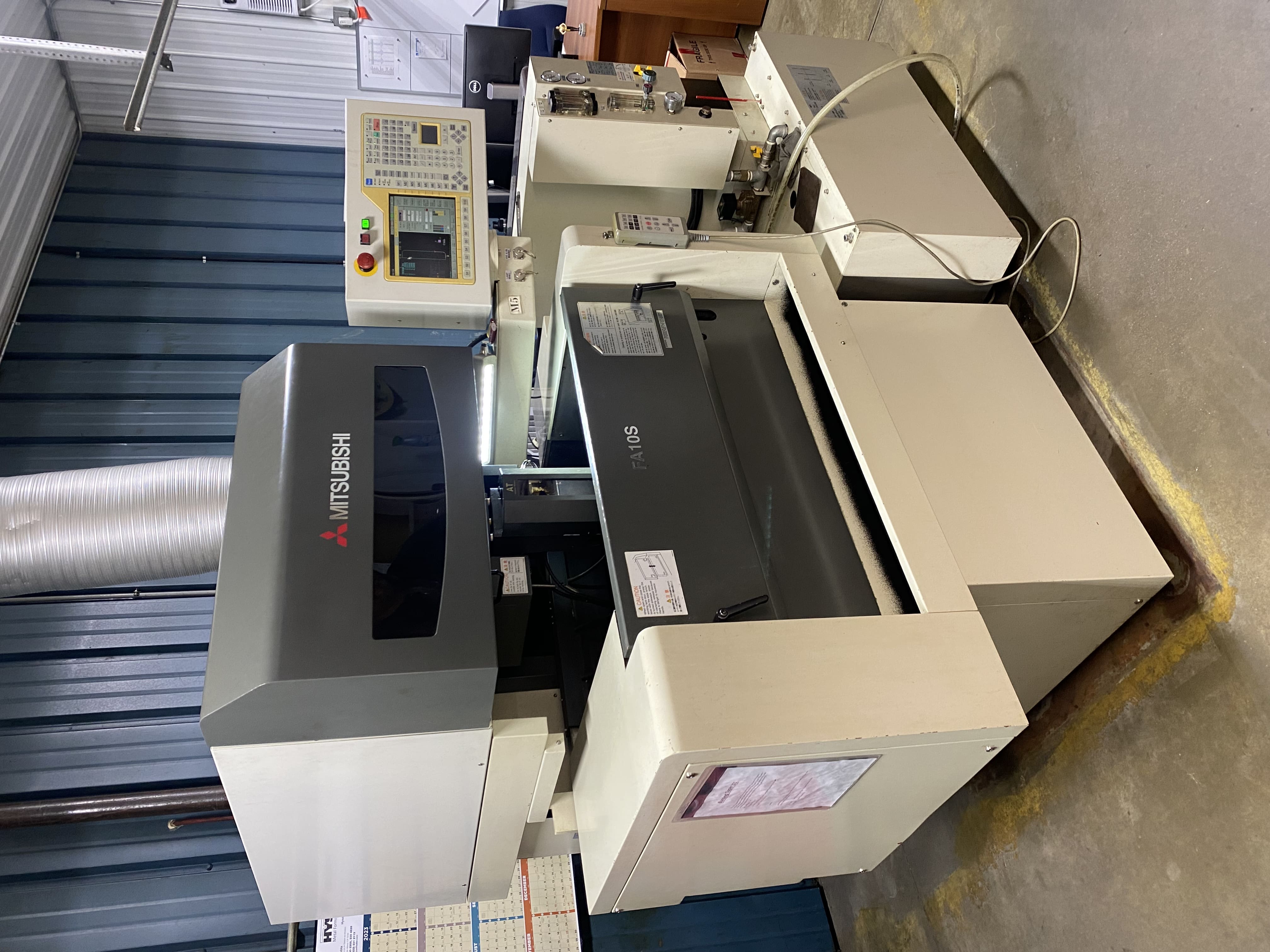 2005 Mitsubishi FA10S