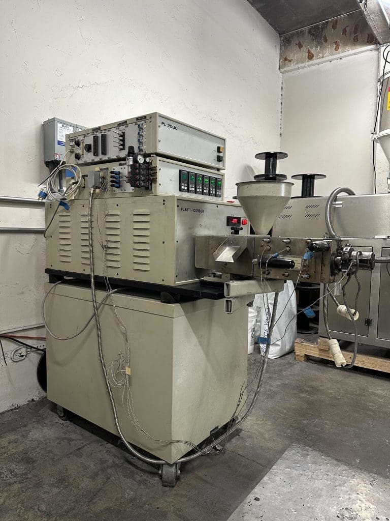 1994 Brabender TSM/D6 Extruder, photo 4 of 6