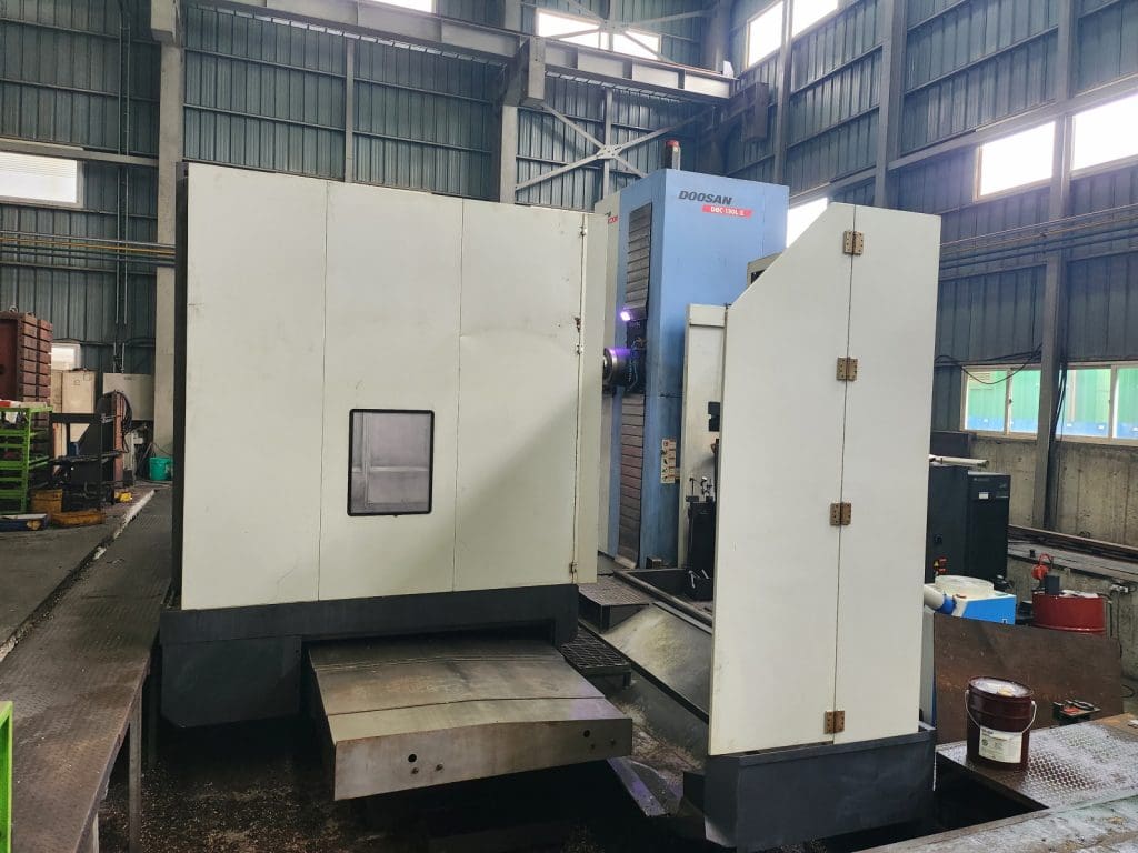 2014 Doosan DBC-130L-II CNC Boring Mill, photo 5 of 6