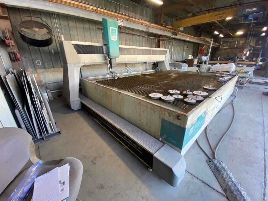 2013 Flow Mach 4 4030c Waterjet, photo 2 of 9