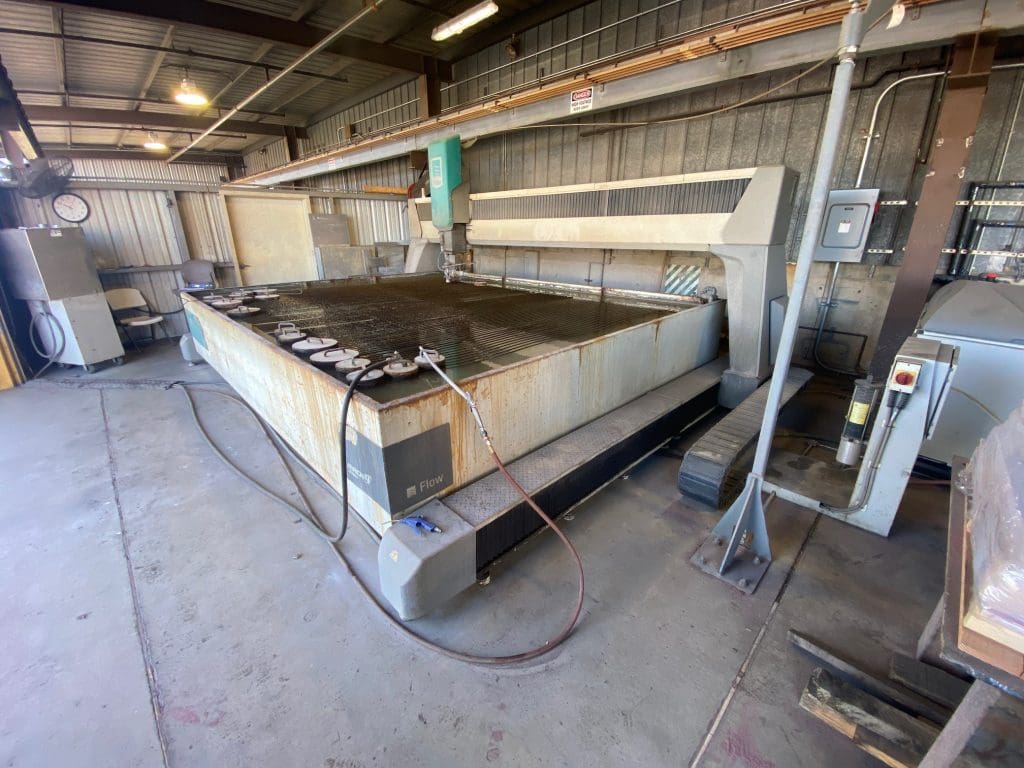 2013 Flow Mach 4 4030c Waterjet, photo 3 of 9