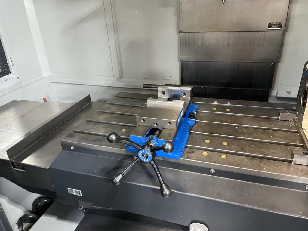 Used Yama Seiki AV-1000 CNC Vertical Machining Center For Sale
