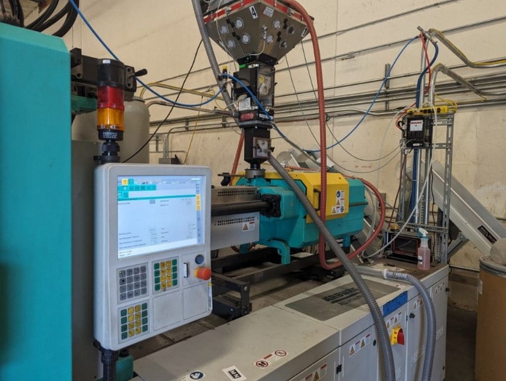Used Arburg 570S 2200-800/100 Injection Molding Machine For Sale