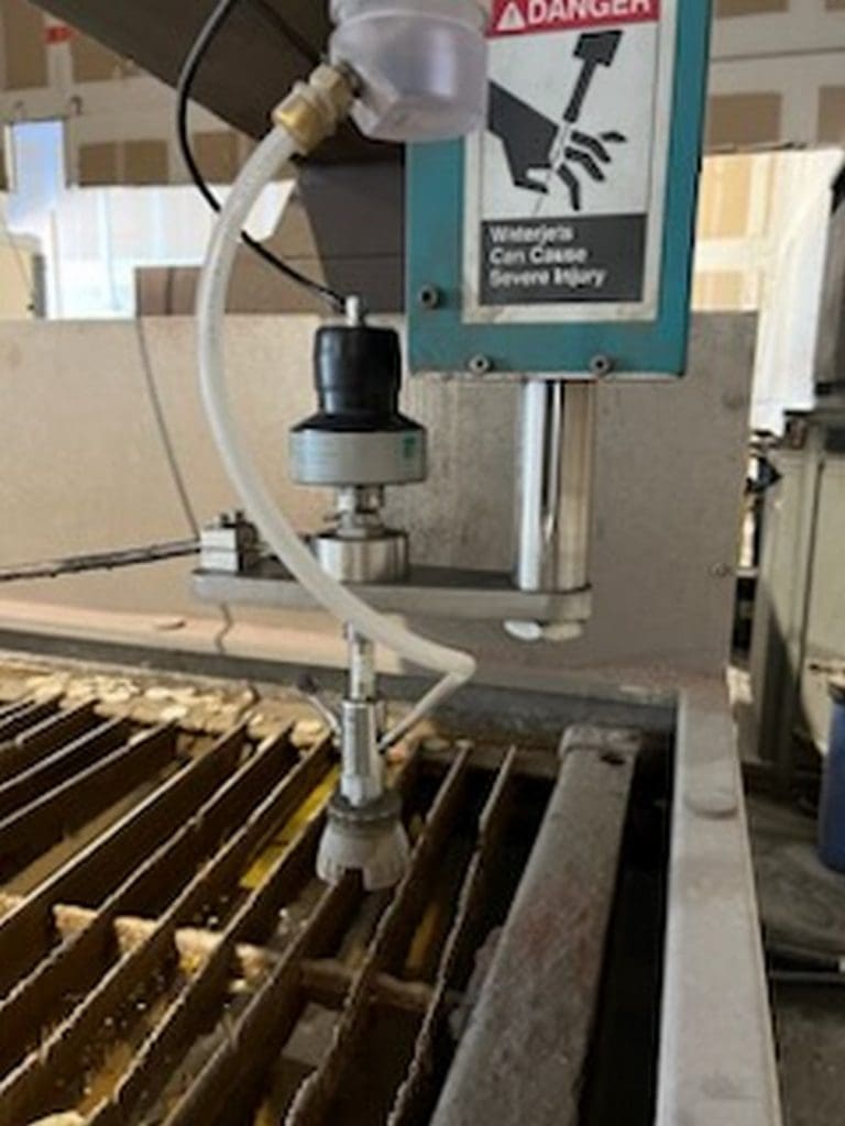 2014 Flow Mach 2 3021b Waterjet, photo 3 of 9
