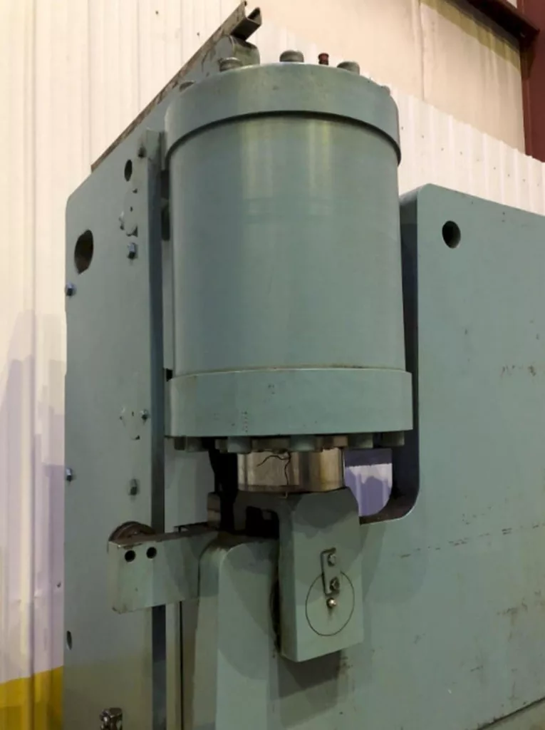 Niagara HBM 230-10-12 Press Brake, photo 8 of 15