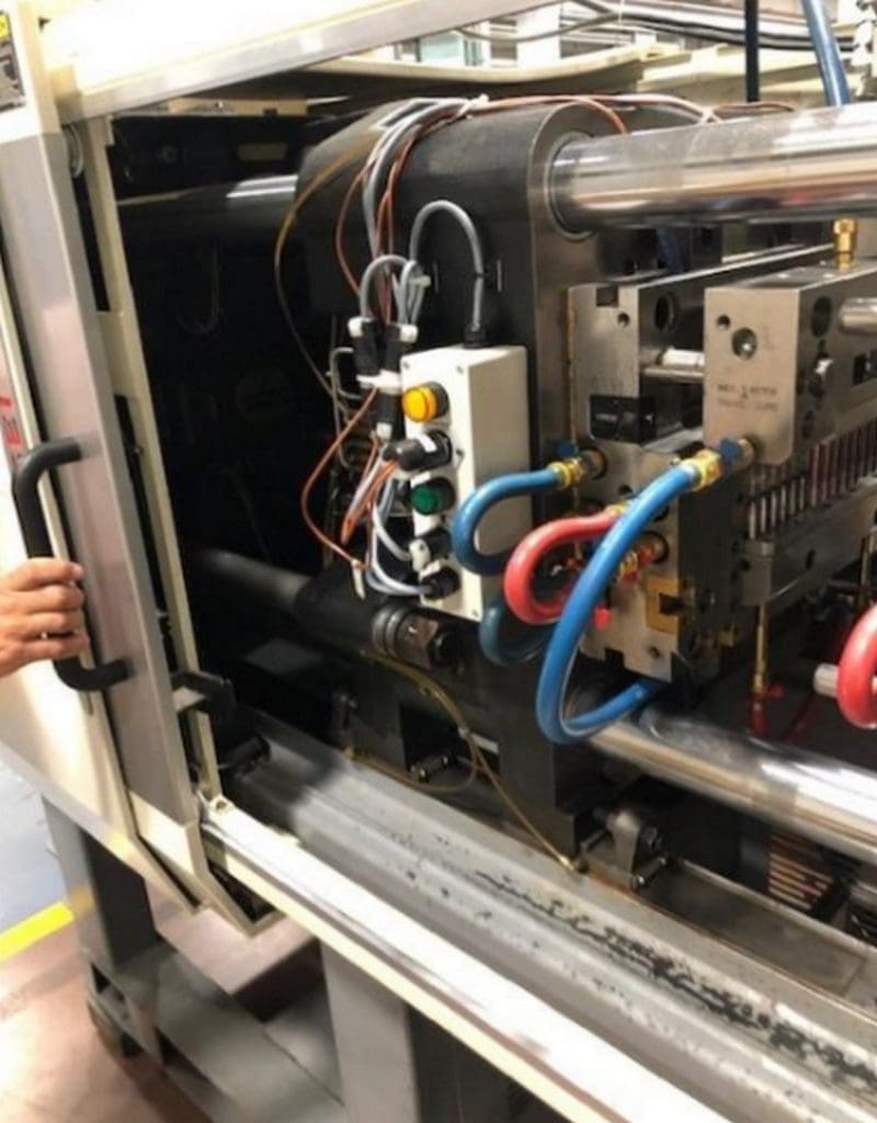 Used Nissei NEX2000-12E Injection Molding Machine For Sale
