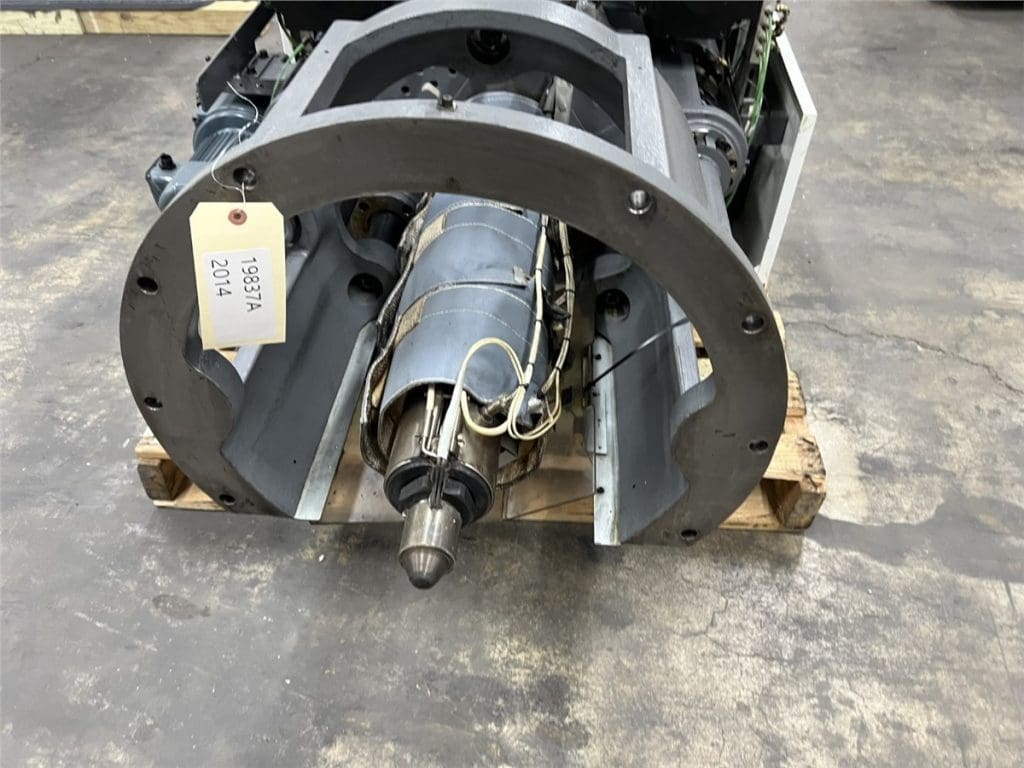 Used Toyo ET-100VR2 Injection Molding Machine for Sale