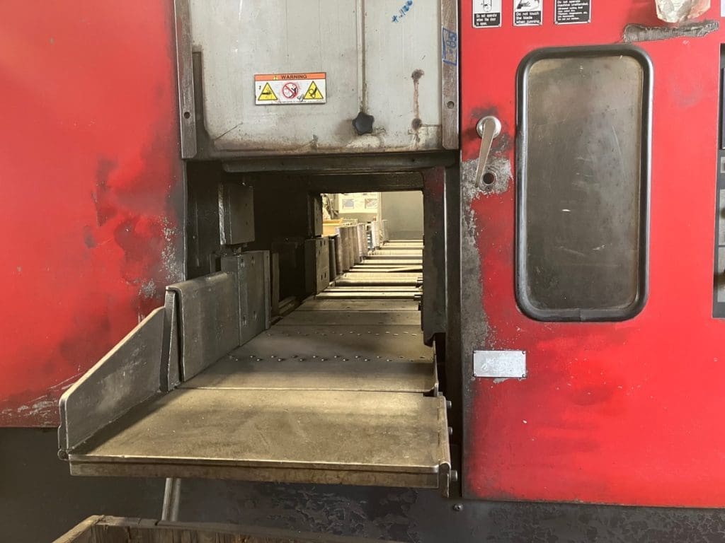 Used Amada CTB400 Vertical Bandsaw For Sale