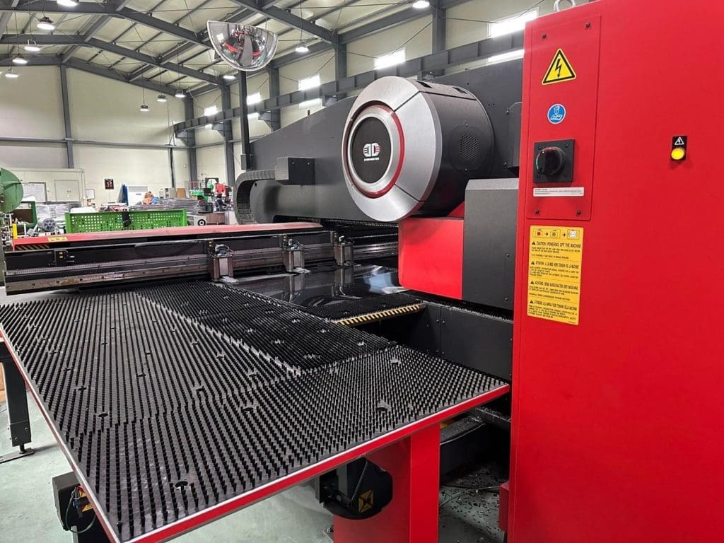 Used Amada EM-2510 MII CNC Turret Punch For Sale