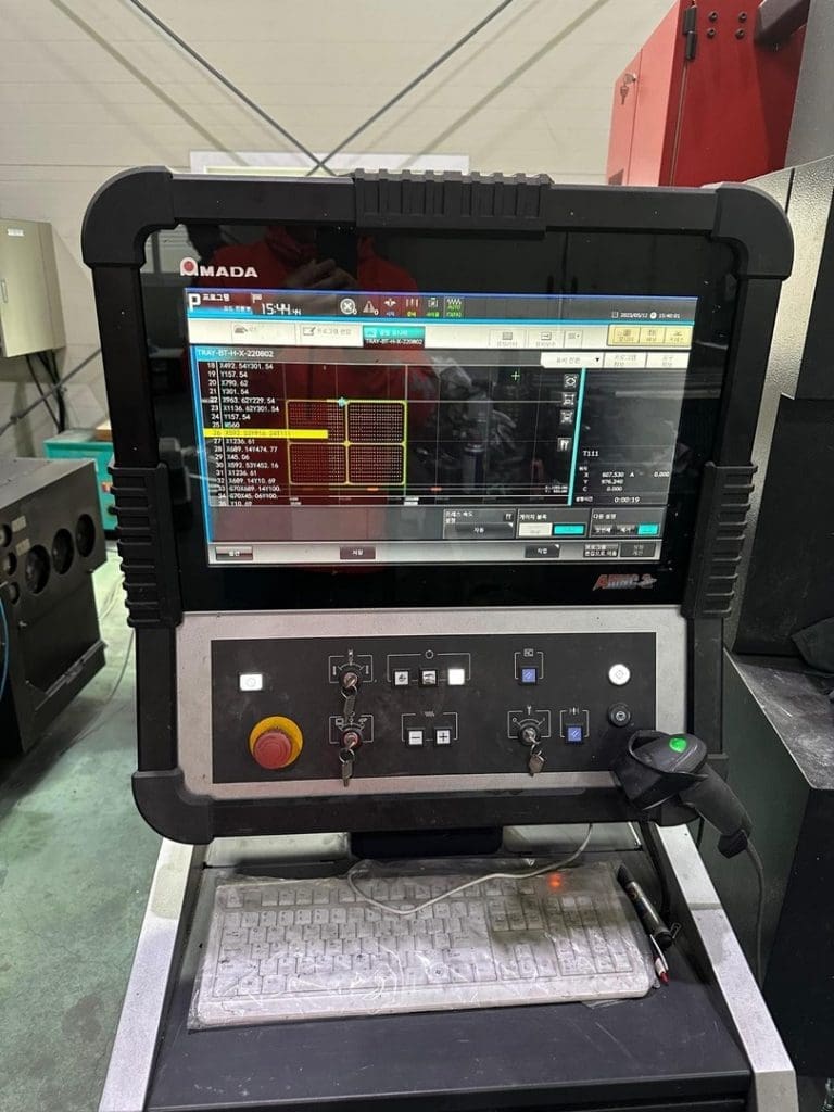 Used Amada EM-2510 MII CNC Turret Punch For Sale