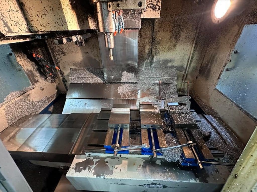 Used Daewoo DMV 3016L CNC Vertical Machining Center For Sale