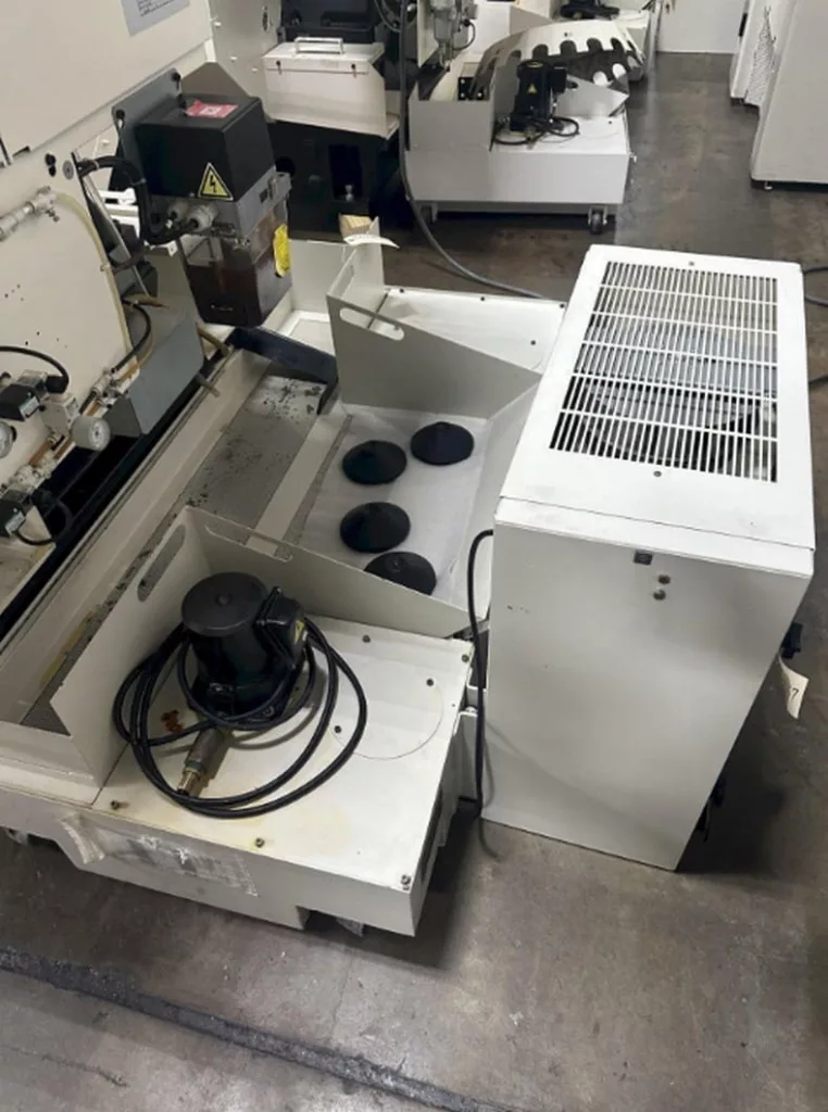 2017 Fanuc Robodrill a-D21MiB5 CNC Vertical Machining Center, photo 7 of 10