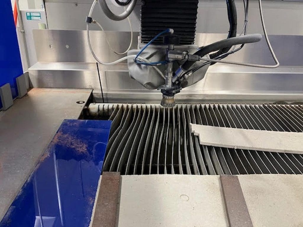 2009 Flow Mach 3 1313b Waterjet, photo 3 of 11